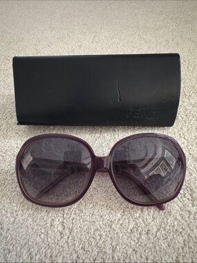 Fendi Plum-Tinted Oversized Round Sunglasses